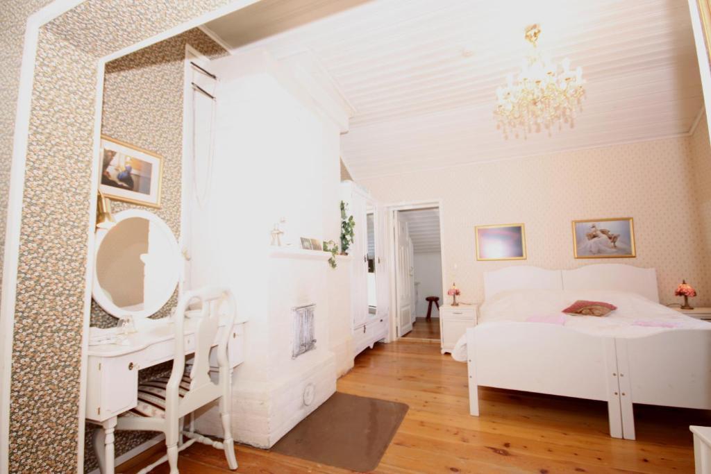 Jokelan Kartano Bed & Breakfast Hollola Room photo